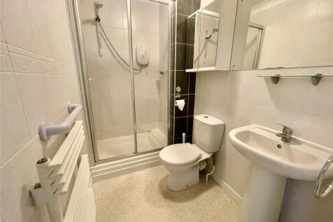 En-Suite To Bed One