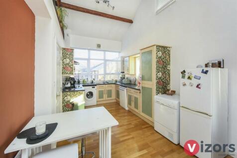 Open plan Kitchen/Dining/Living area