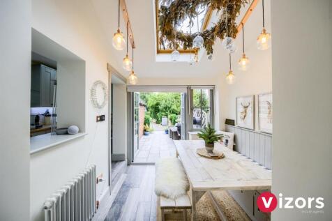 Dining/Breakfast Area