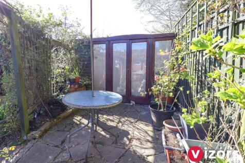 Extra Patio/Seating Area