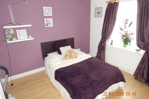 Bedroom to the rear
