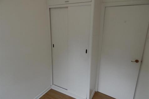 Single Room with wardrobes