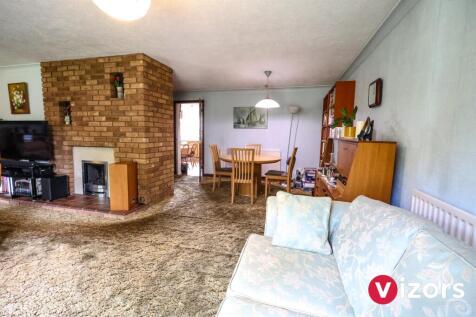 Living Room/Diner