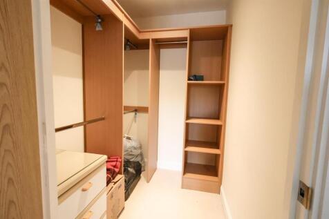 dressing room.jpg