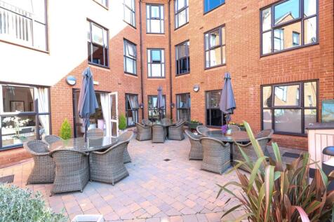 communal gardens.jpg