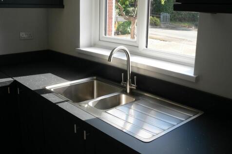 54 abbotswood kitchen 1.JPG