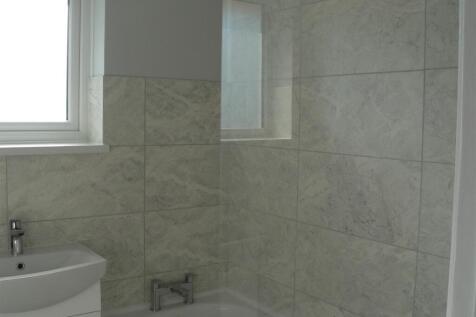 54 abootswood bath 1.JPG