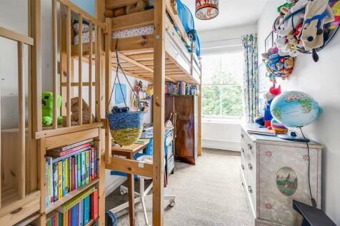 Davies___Davies_38b_Charteris_Road_N4_3AB_007.jpg