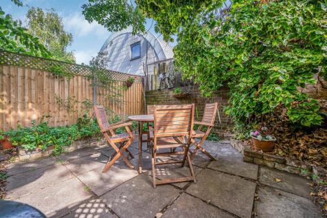 Davies_Davies_Charteris_Road_N4_3AB04.jpg