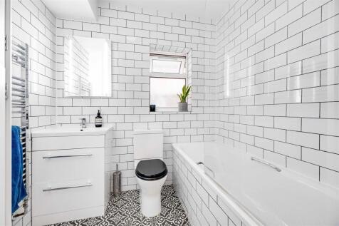 Davies_Davies_5A_Mount_Pleasant_Cres_03.JPG
