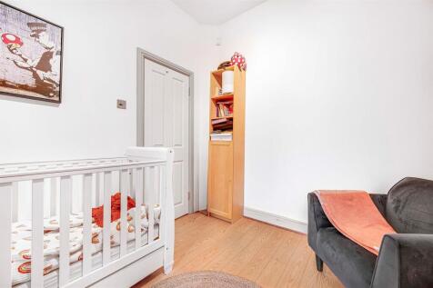 Davies_Davies_5A_Mount_Pleasant_Cres_11.JPG