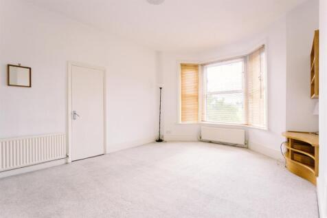 1920px_MB_ferme park road_finsbury park_davies dav