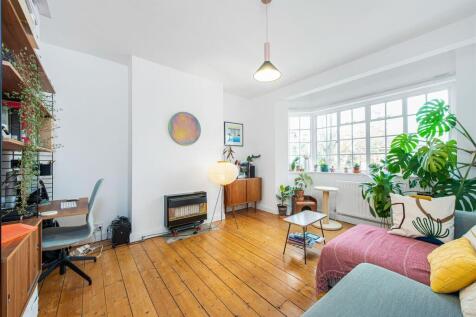 31875_davies_and_davies_8_tollington_court_13_lo.j