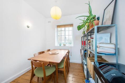 31875_davies_and_davies_8_tollington_court_8_lo.jp