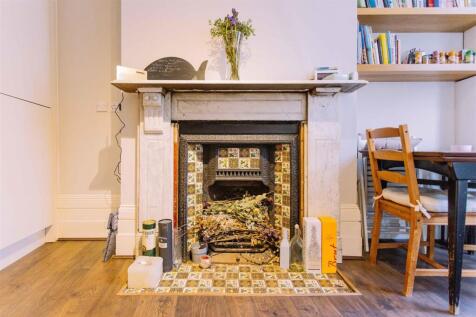 MB_crouch hill_finsbury park_davies davies_14.jpg
