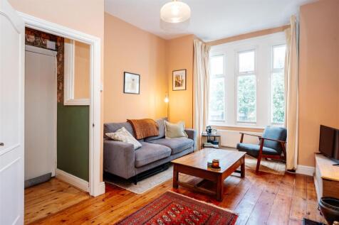 Finsbury Park Avenue-3.jpg