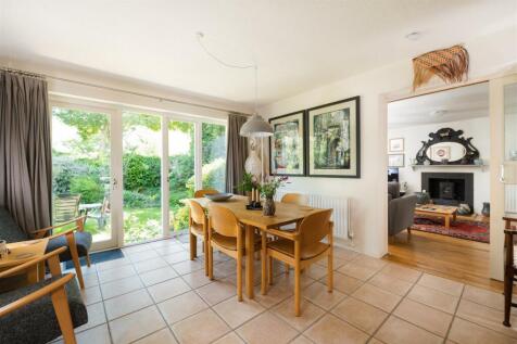 63 Meadowbank, Hitchin-11.jpg