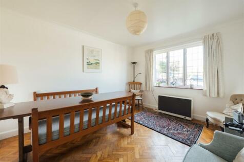 31 Benslow Rise, Hitchin-06.jpg