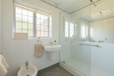 31 Benslow Rise, Hitchin-17.jpg