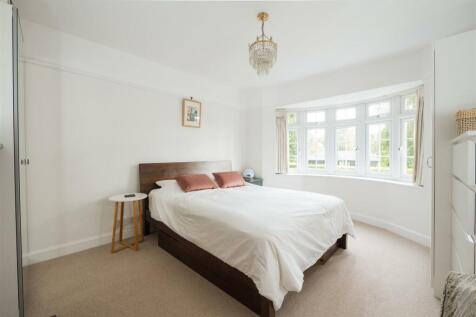 3 Coach Drive, Hitchin-28.jpg