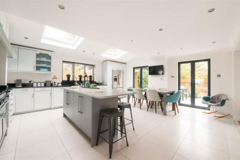 1 Woodside Gardens, Hitchin-30.jpg