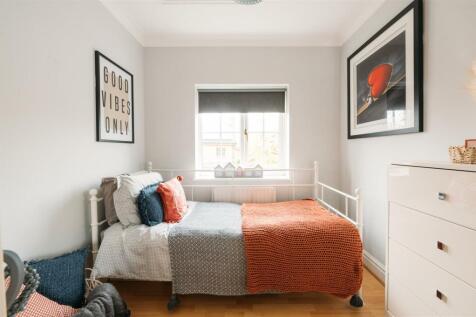 1 Woodside Gardens, Hitchin-25.jpg