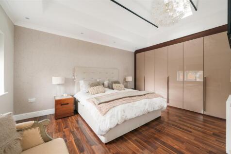1 Woodside Gardens, Hitchin-15.jpg