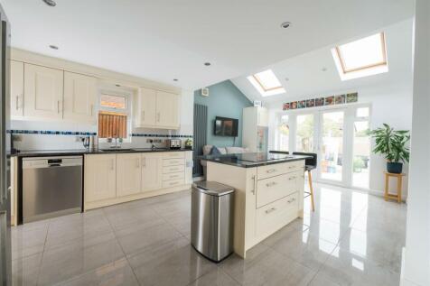 12 Elderberry Drive, Hitchin-20.jpg