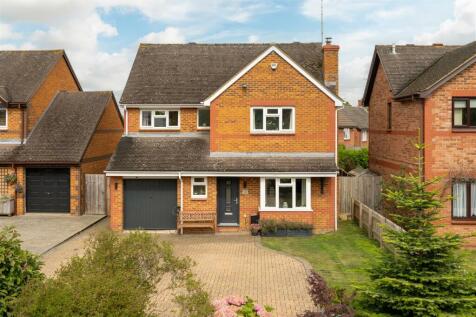 12 Elderberry Drive, Hitchin-40.jpg