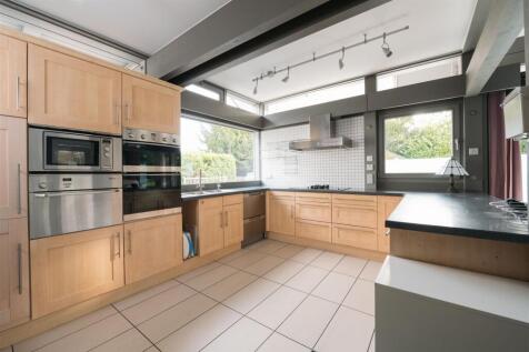 9 Ransoms Close, Hitchin-33.jpg