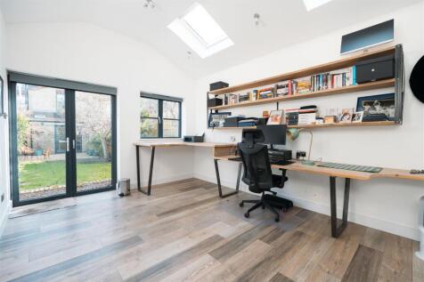 54 Kings Road, Hitchin-21.jpg