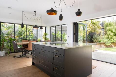 26 Dale Close, Hitchin-33.jpg