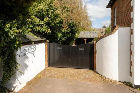Garden House, EXT-17.jpg