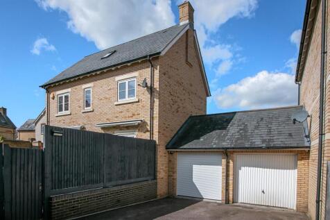 5 Burton Close_Externals-8.jpg