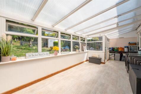 6 Whitwell Road, St. Pauls Walden-26.jpg