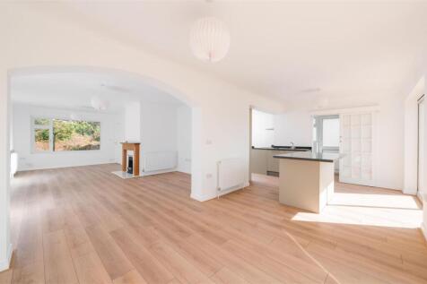 18 Lindsay Avenue, Hitchin-01.jpg
