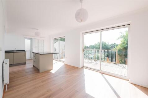 18 Lindsay Avenue, Hitchin-03.jpg
