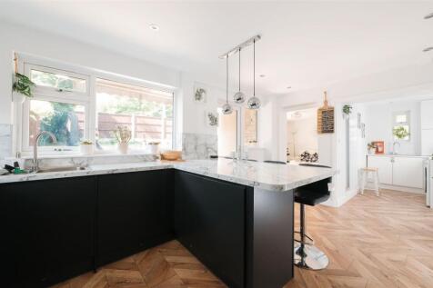 27 Coleridge Close-09.jpg