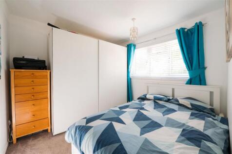 27 Coleridge Close-20.jpg