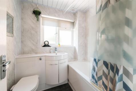 27 Coleridge Close-19.jpg