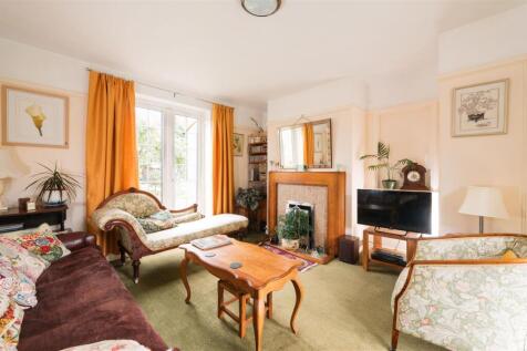 55 Benslow Lane, Hitchin-02 - Copy.jpg
