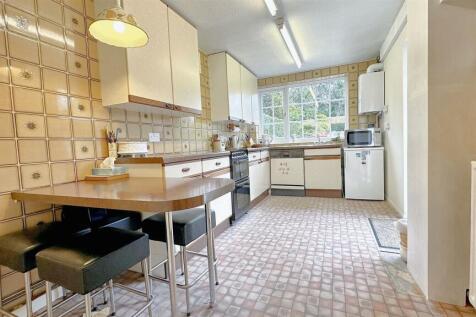 Kitchen Hem .jpg