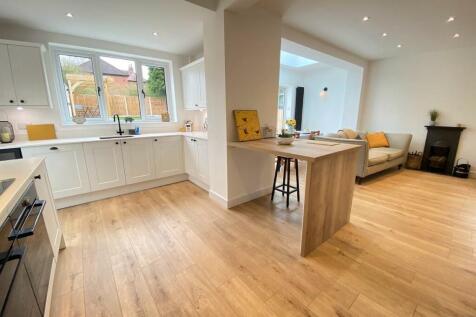 OPEN PLAN LIVING DINING KICTHEN