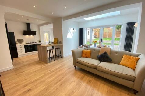 LIVING DINING ROOM