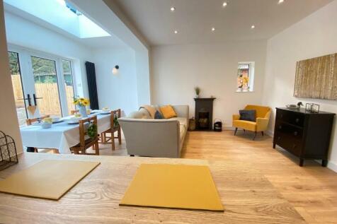 LIVING DINING ROOM