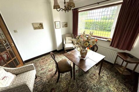SITTING ROOM/STUDY