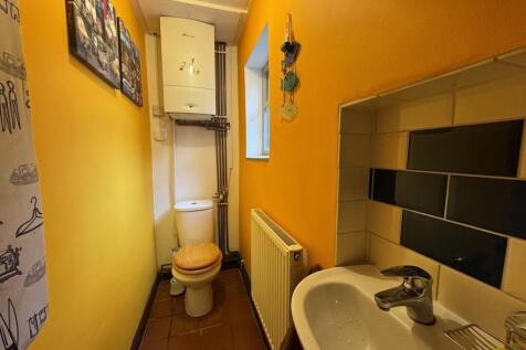 CLOAKROOM
