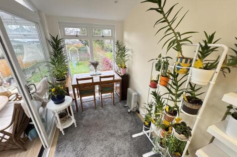 BREAKFAST ROOM