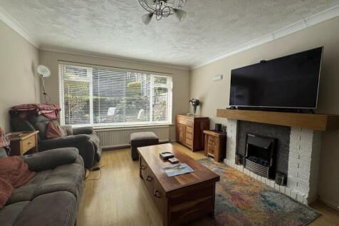 OPEN PLAN LIVING DINING ROOM