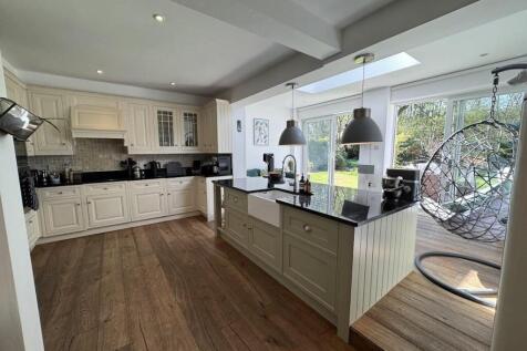 LIVING DINING KITCHEN